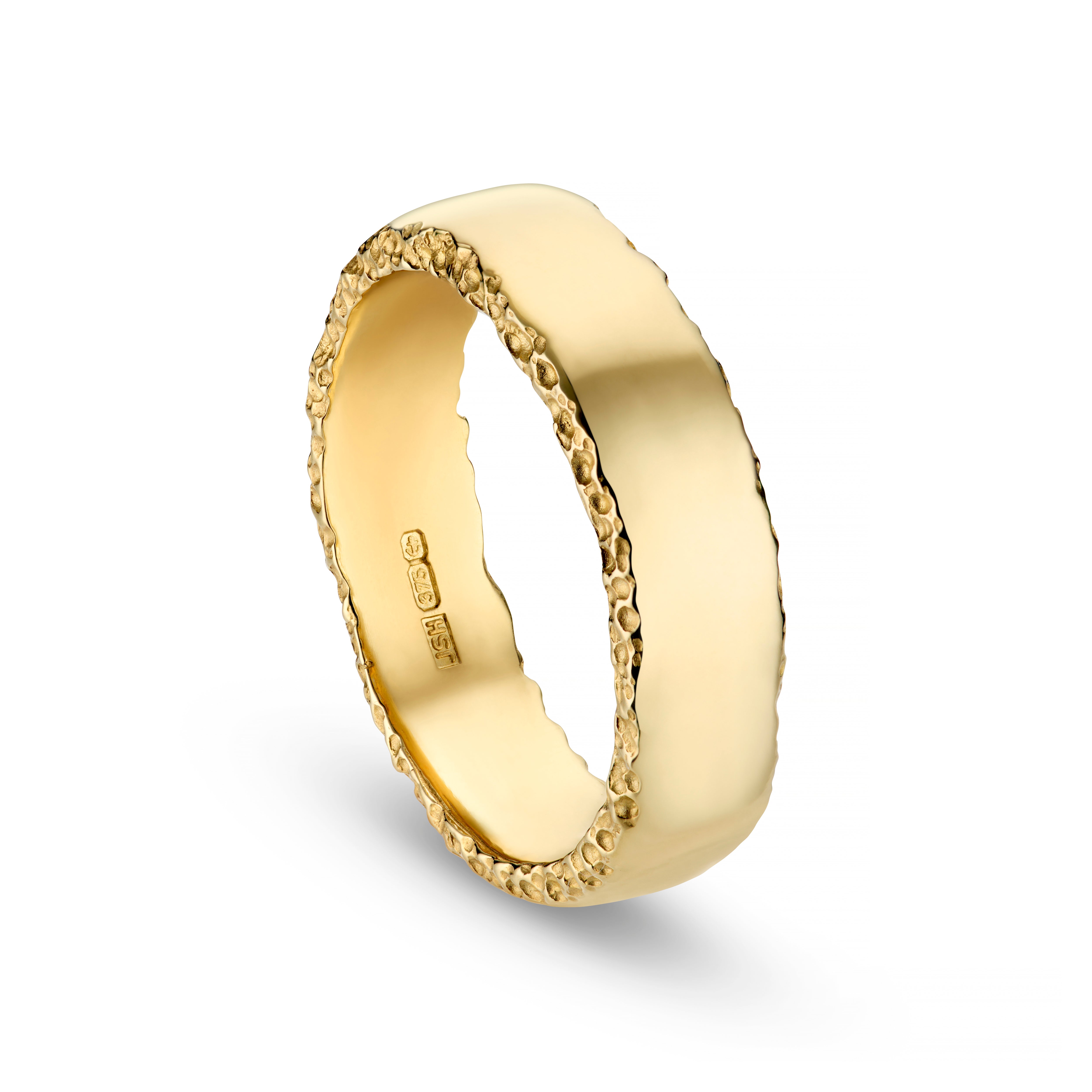Trinity 9ct Gold 6mm Textured Edge Band