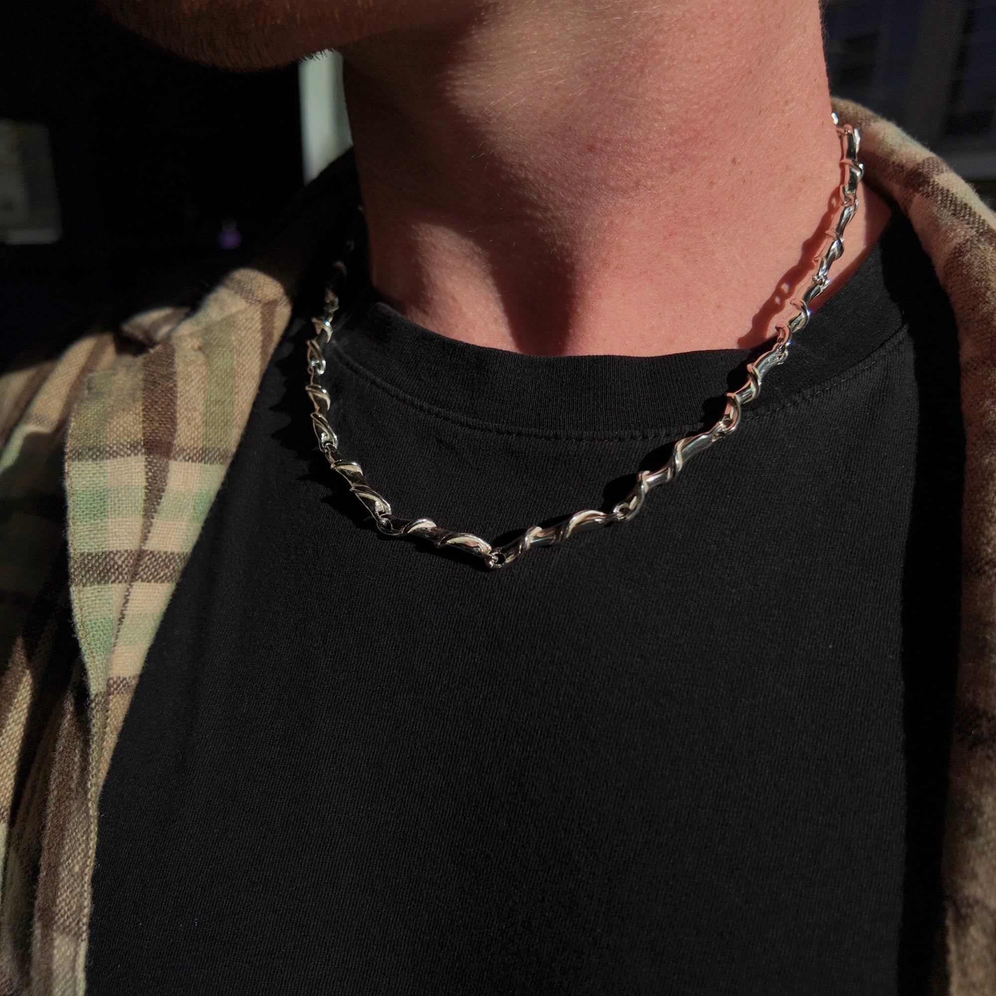 Entwine large link silver necklace neck shot