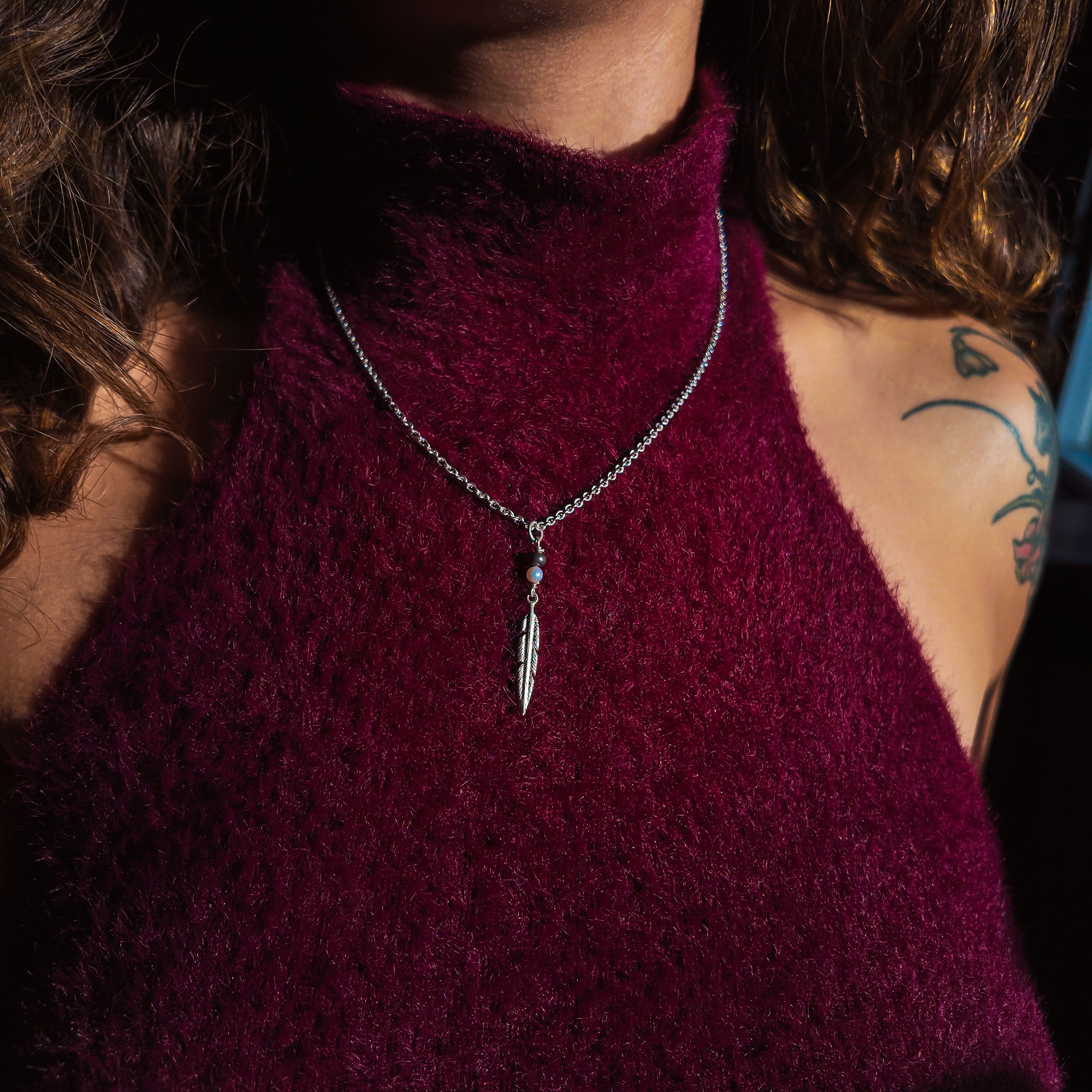 Feather Silver Pearl Necklace