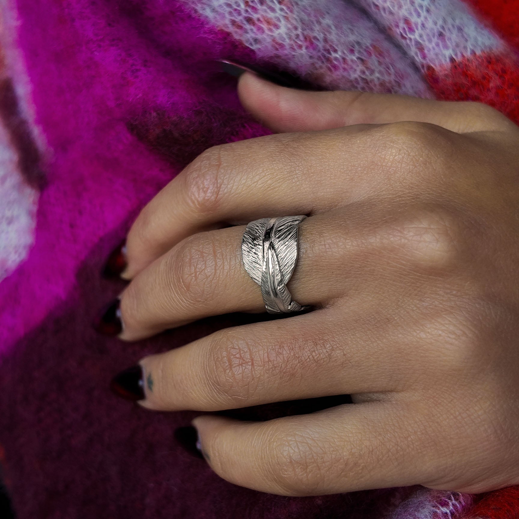 Feathers Silver Wide Ring