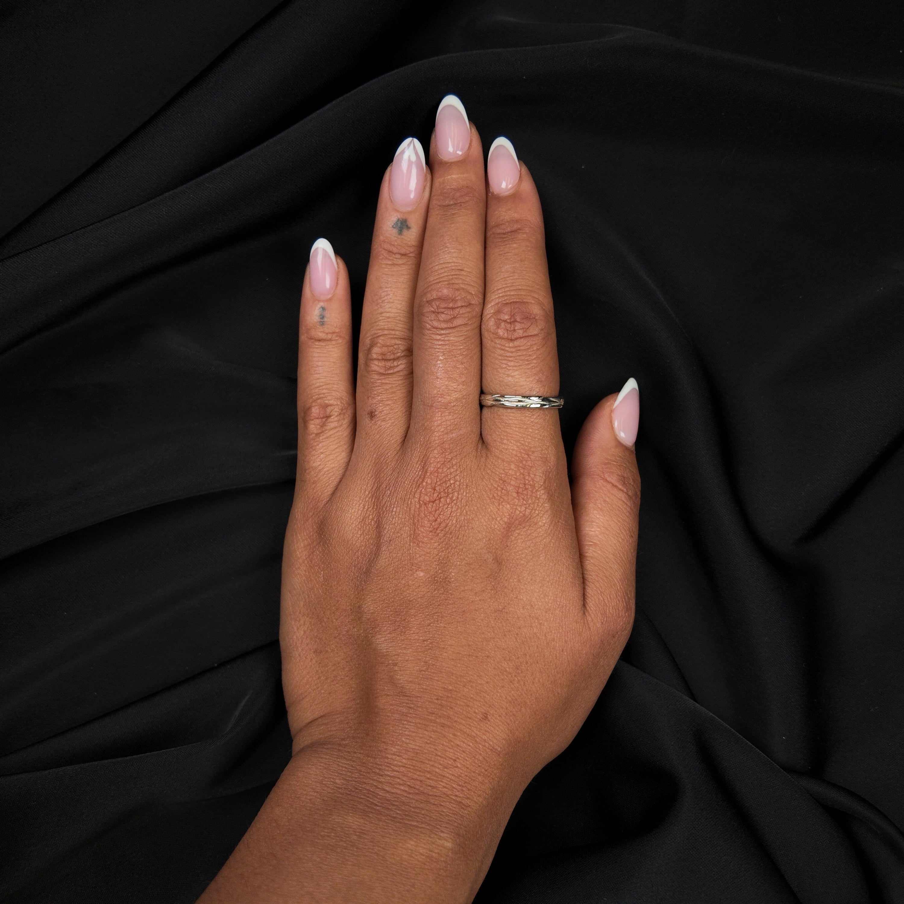 Forest Platinum 3.5mm Ring