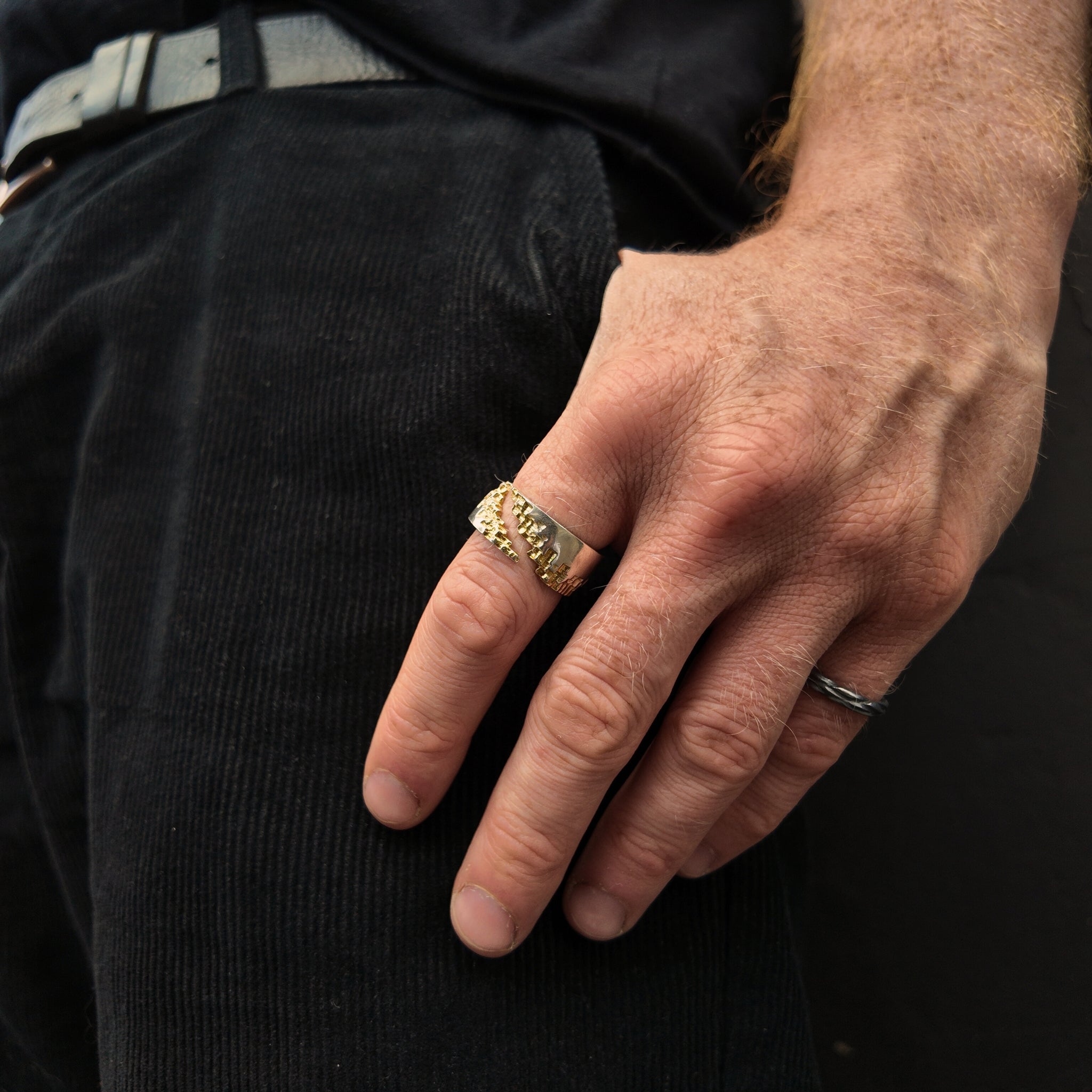 Luna Silver 10mm Diagonal Cut Ring