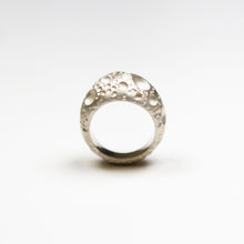 Moon Bombé Silver Ring