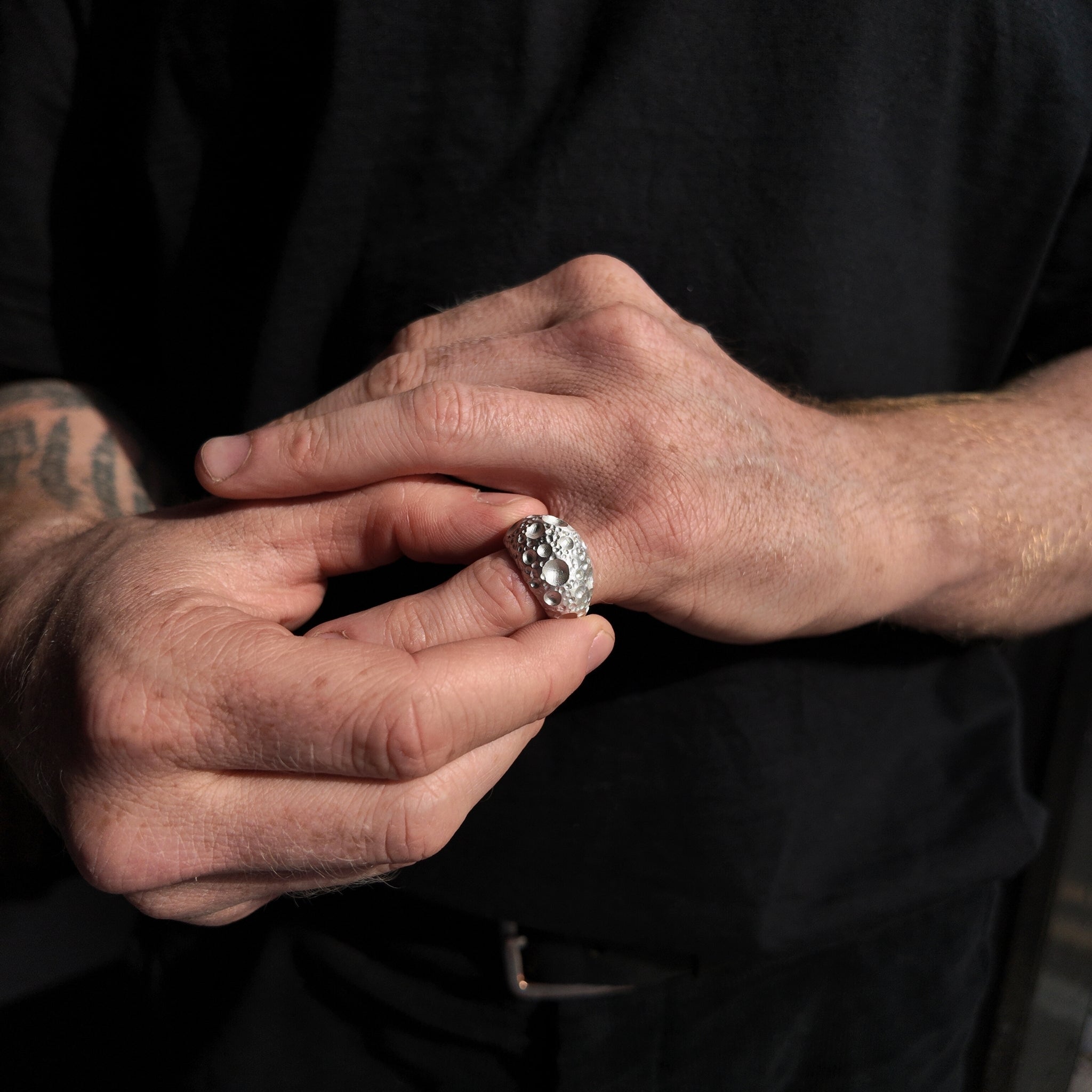 Moon Bombé Silver Ring