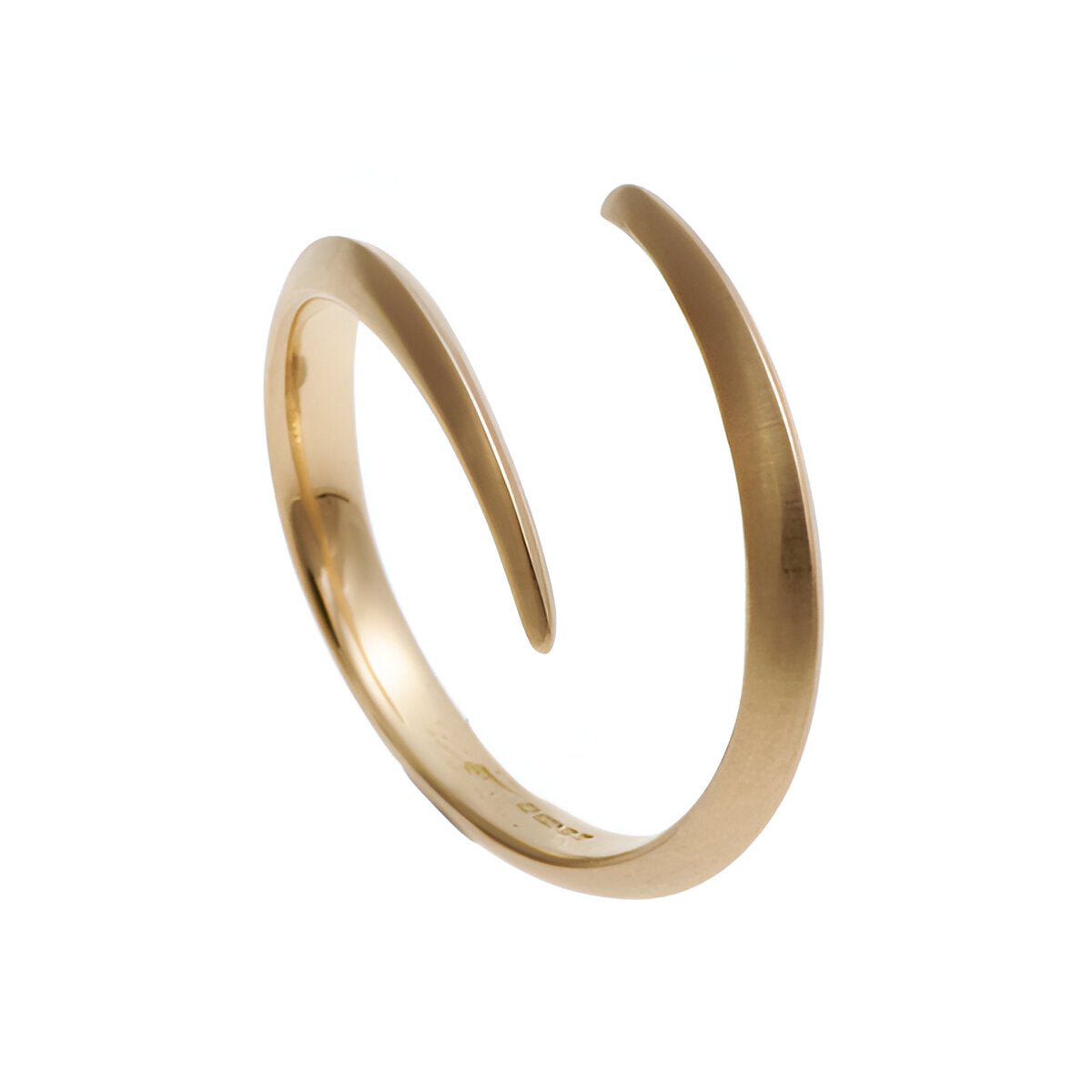 Handmade in a choice of 18ct white, yellow or rose gold, this ring measures 3.5mm at its widest point and tapers to 3mm.