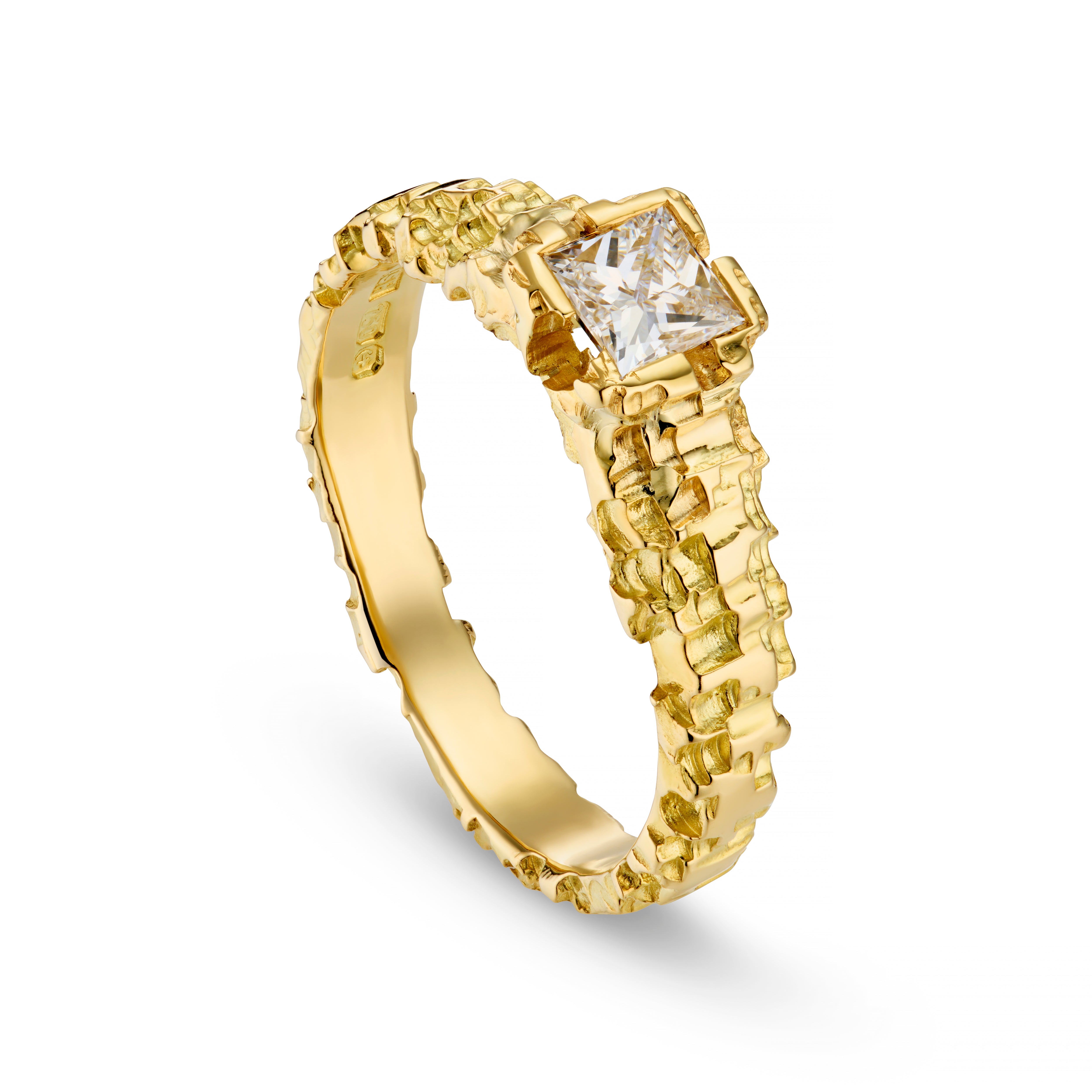 Luna 18ct Yellow Gold 0.40pt Diamond Solitaire