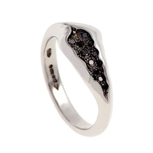Triffid Platinum Off-Centre Black Diamond Ring