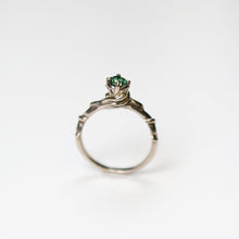 Entwine 18ct White Gold Green Diamond Ring