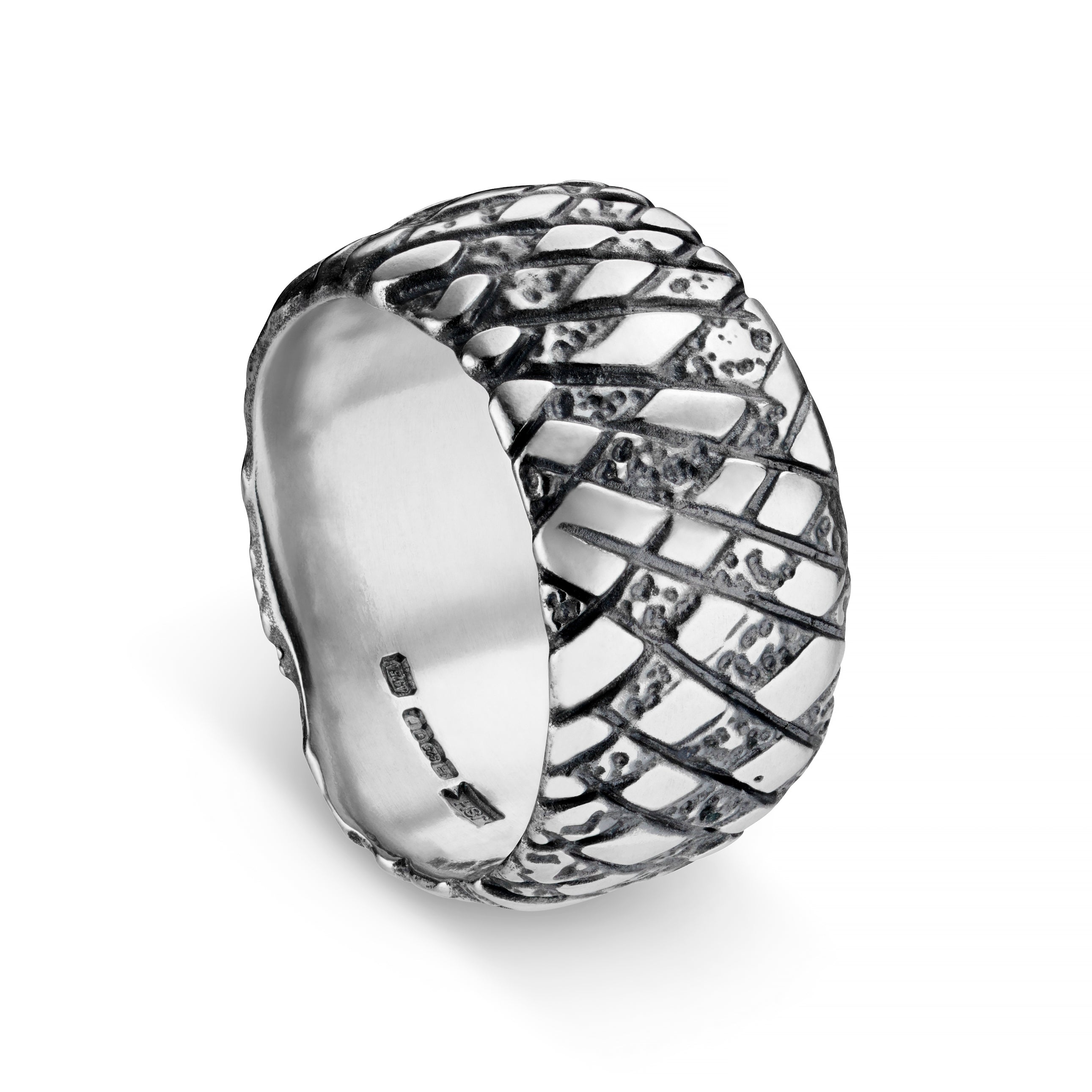 Chequered Silver Curved Ring