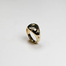 Star 9ct Yellow Gold Small Signet Ring