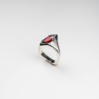 Libertine Silver Ring With Marquise Garnet
