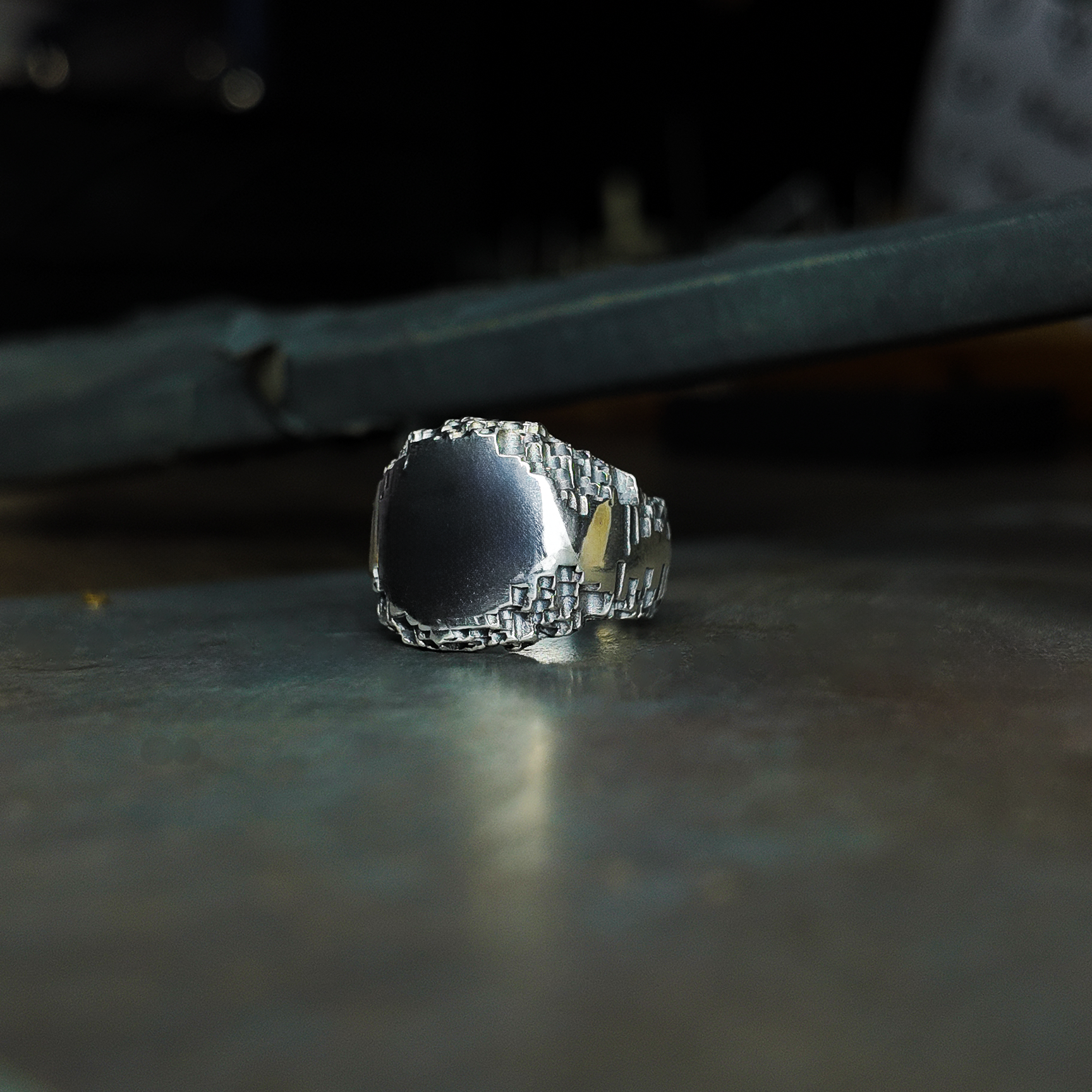 Luna Large Silver Signet Ring