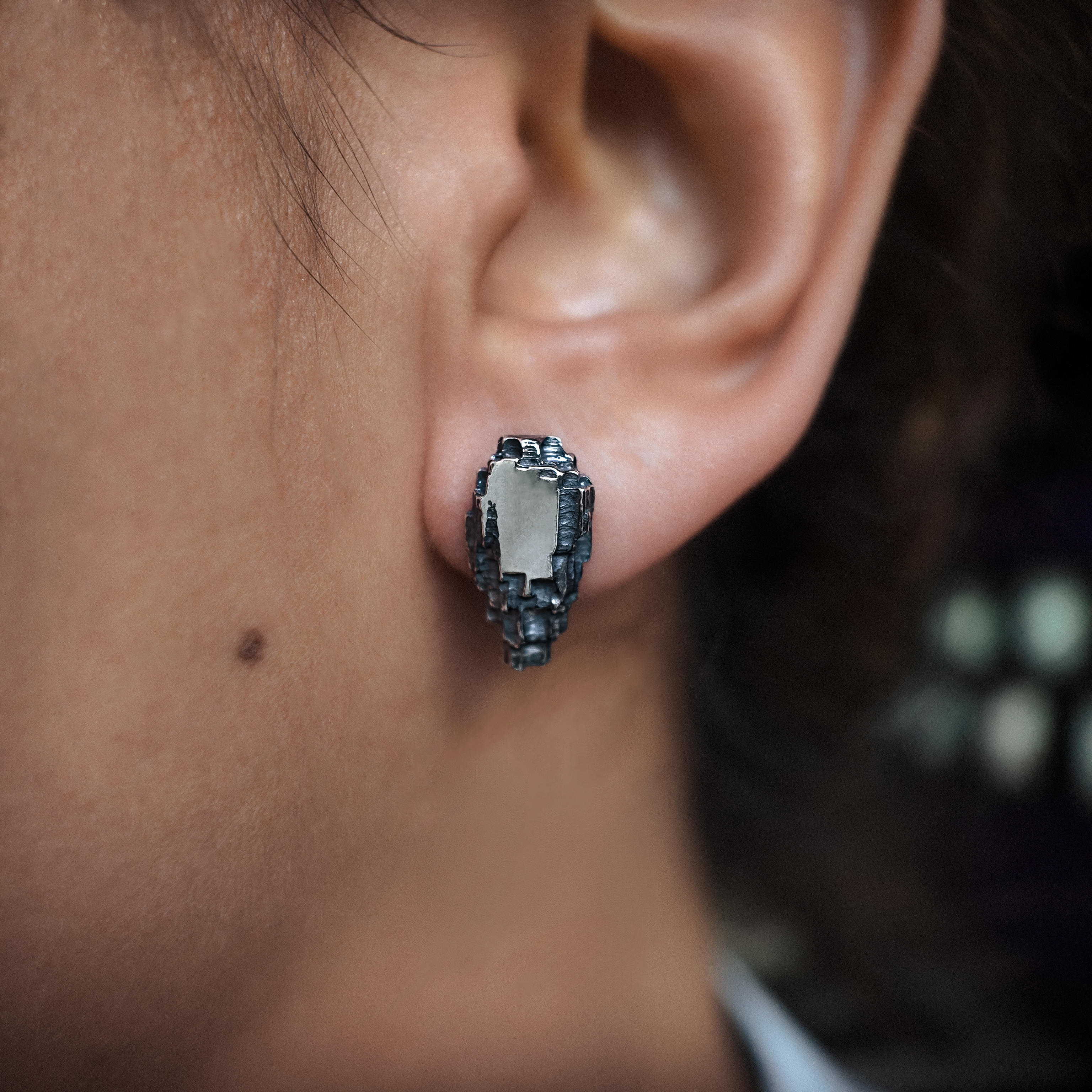 Luna Short Flat Centred Silver Studs