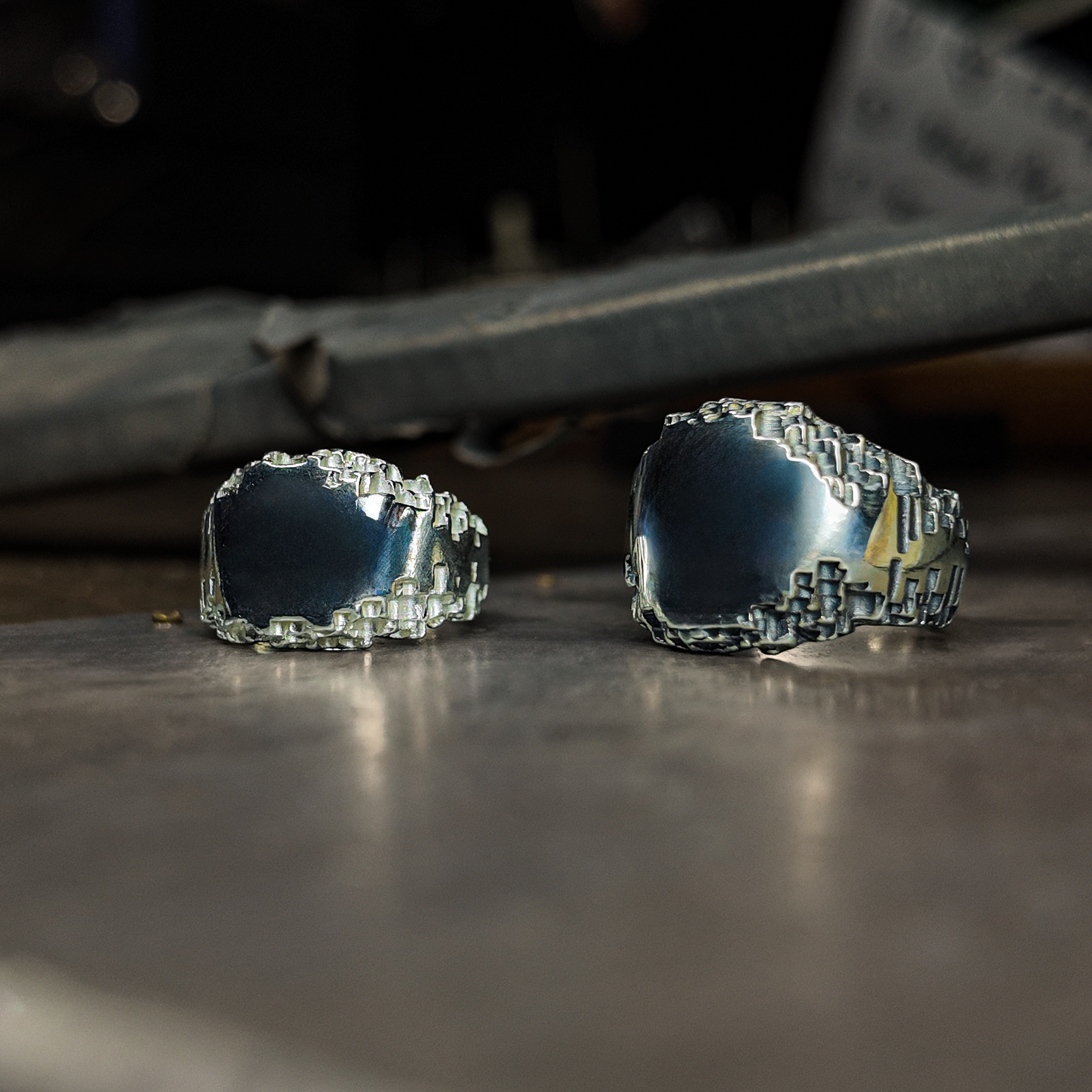 Luna Large Silver Signet Ring