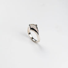 Triffid Silver White Zirconia Ring