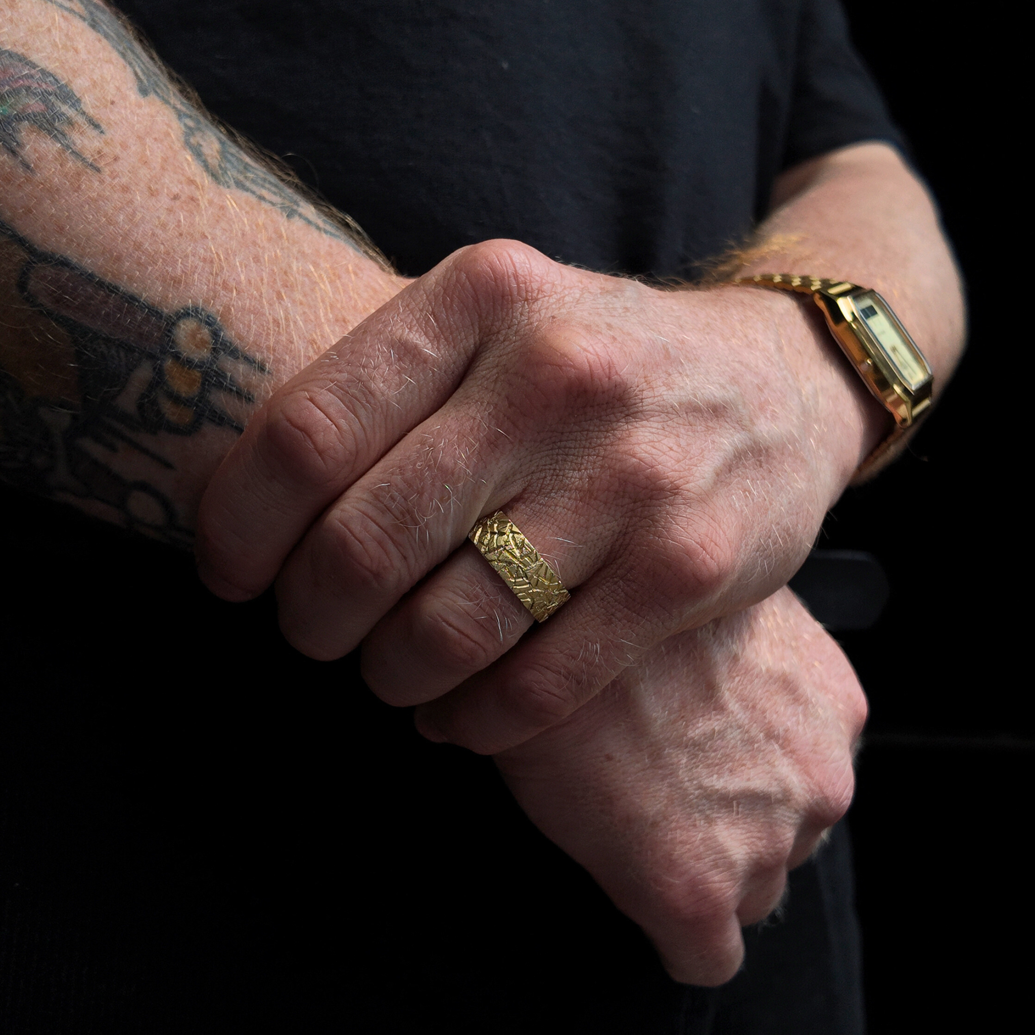 Crazy Paving 8mm Gold Ring