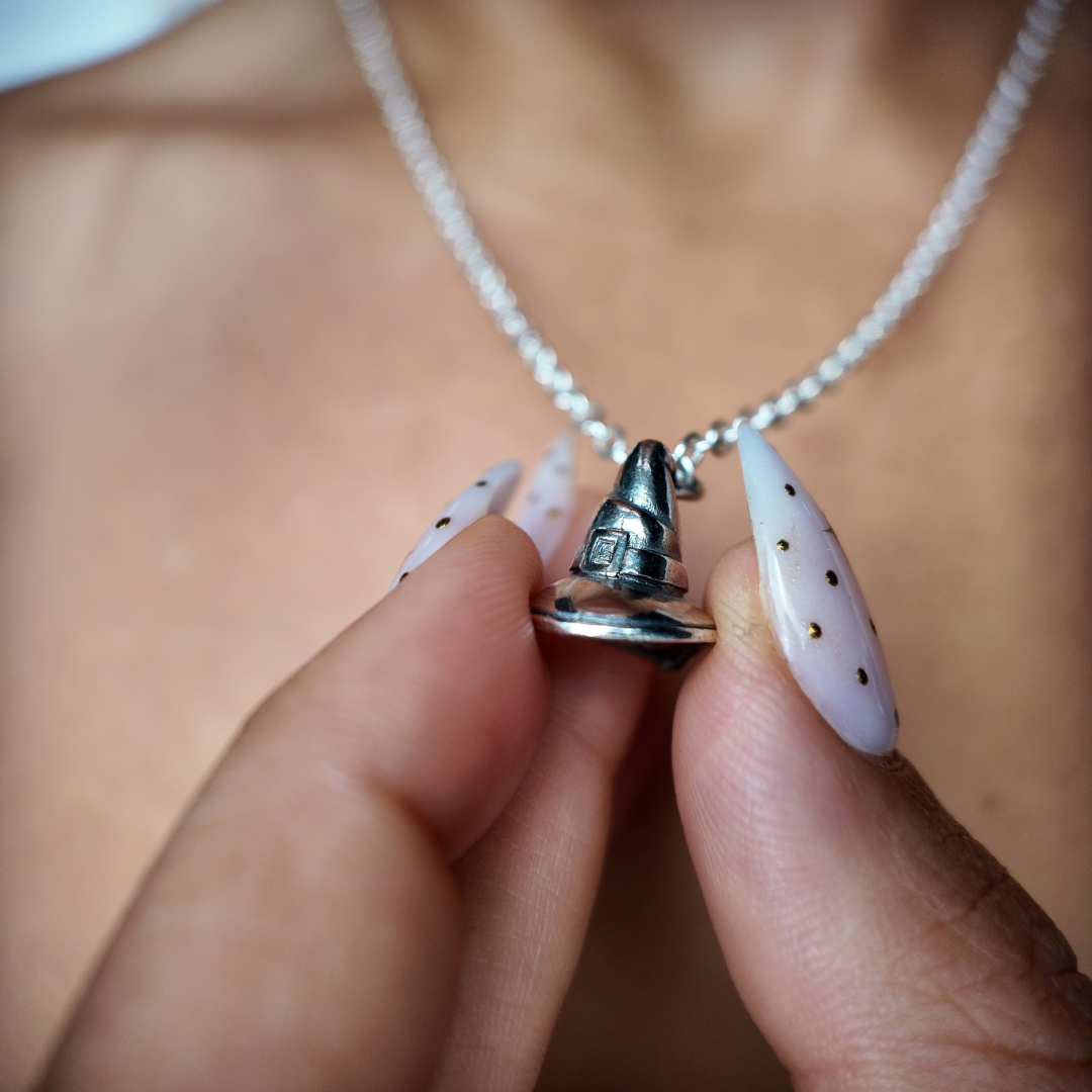 Silver Morags Hat Charm
