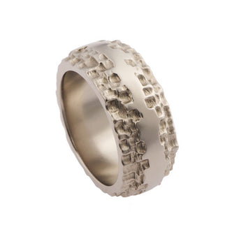 Luna 9ct White Gold 10mm Band