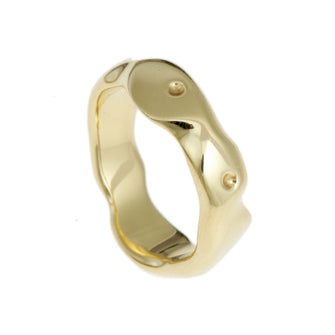 Carved Medium Ring in 9ct or 18ct Yellow, White, Rose Gold or Platinum