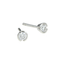 Blue Platinum 30pt Diamond Earrings