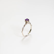 Entwine Silver Ring With Amethyst