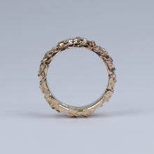 Luna 9ct Gold 5mm Band