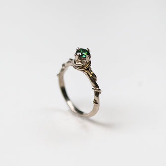 Entwine 18ct White Gold Green Diamond Ring