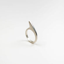 Finn Silver Single Short Across Finger Ring