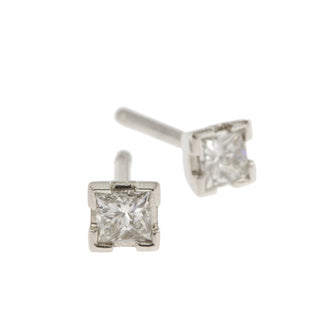 Castle 18ct White Gold .50pt Diamond Studs