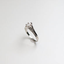 Forest Platinum 0.30pt Diamond Ring