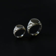 Moon Silver Large Signet Ring