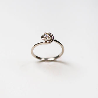 Tulip 18ct White Gold Solitaire With .25pt Diamond