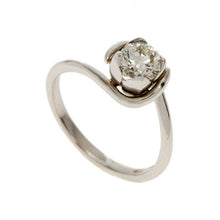 Tulip 18ct White Gold Solitaire with .40pt Diamond